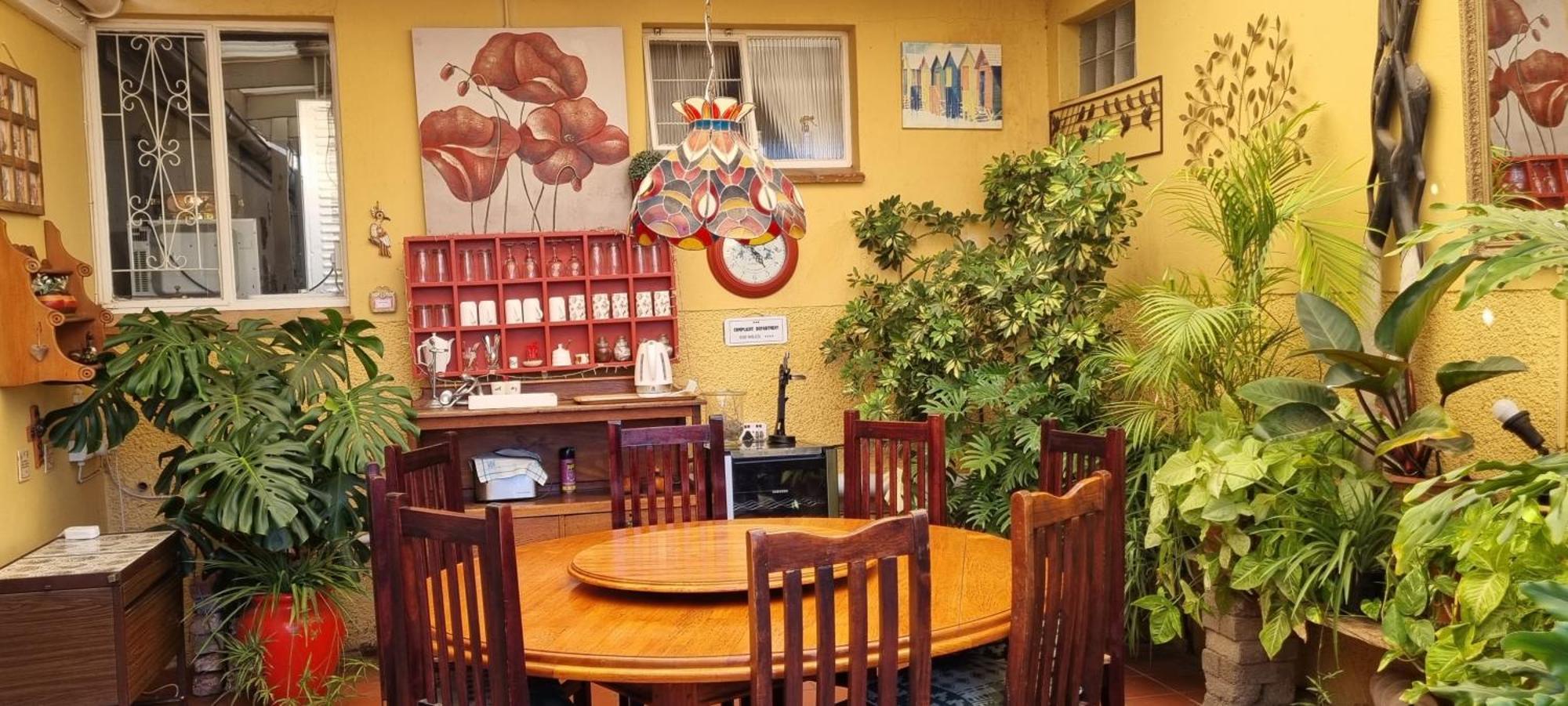 Beau & I Bed & Breakfast กราฟฟ์-เรเน็ต ภายนอก รูปภาพ