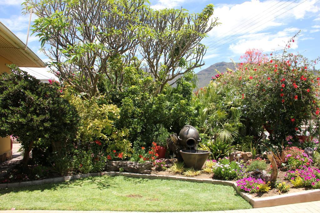 Beau & I Bed & Breakfast กราฟฟ์-เรเน็ต ภายนอก รูปภาพ