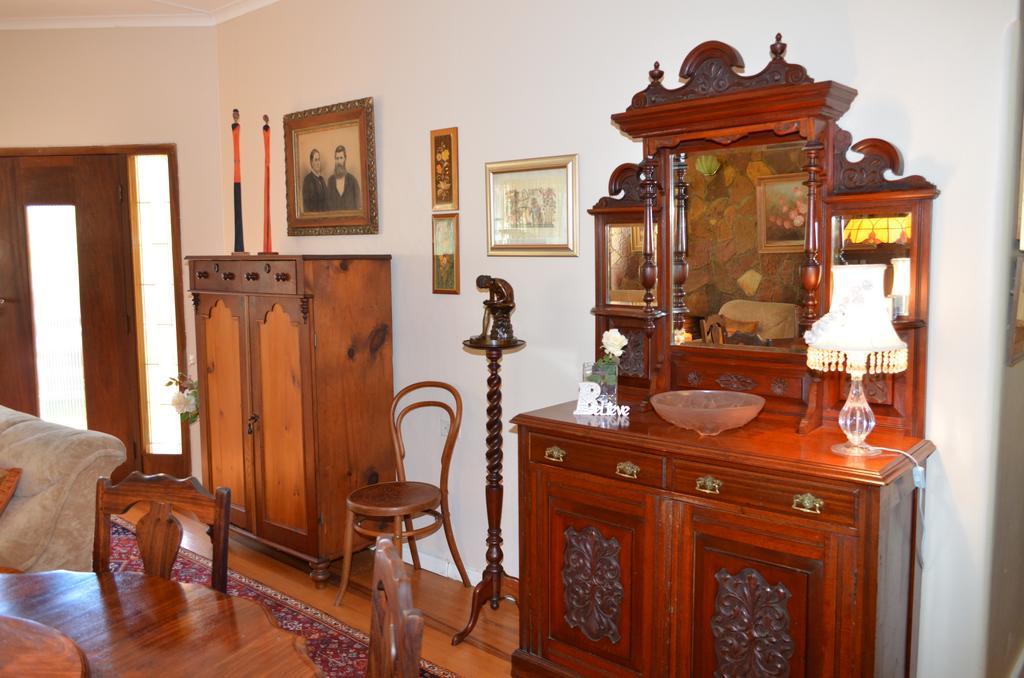 Beau & I Bed & Breakfast กราฟฟ์-เรเน็ต ภายนอก รูปภาพ