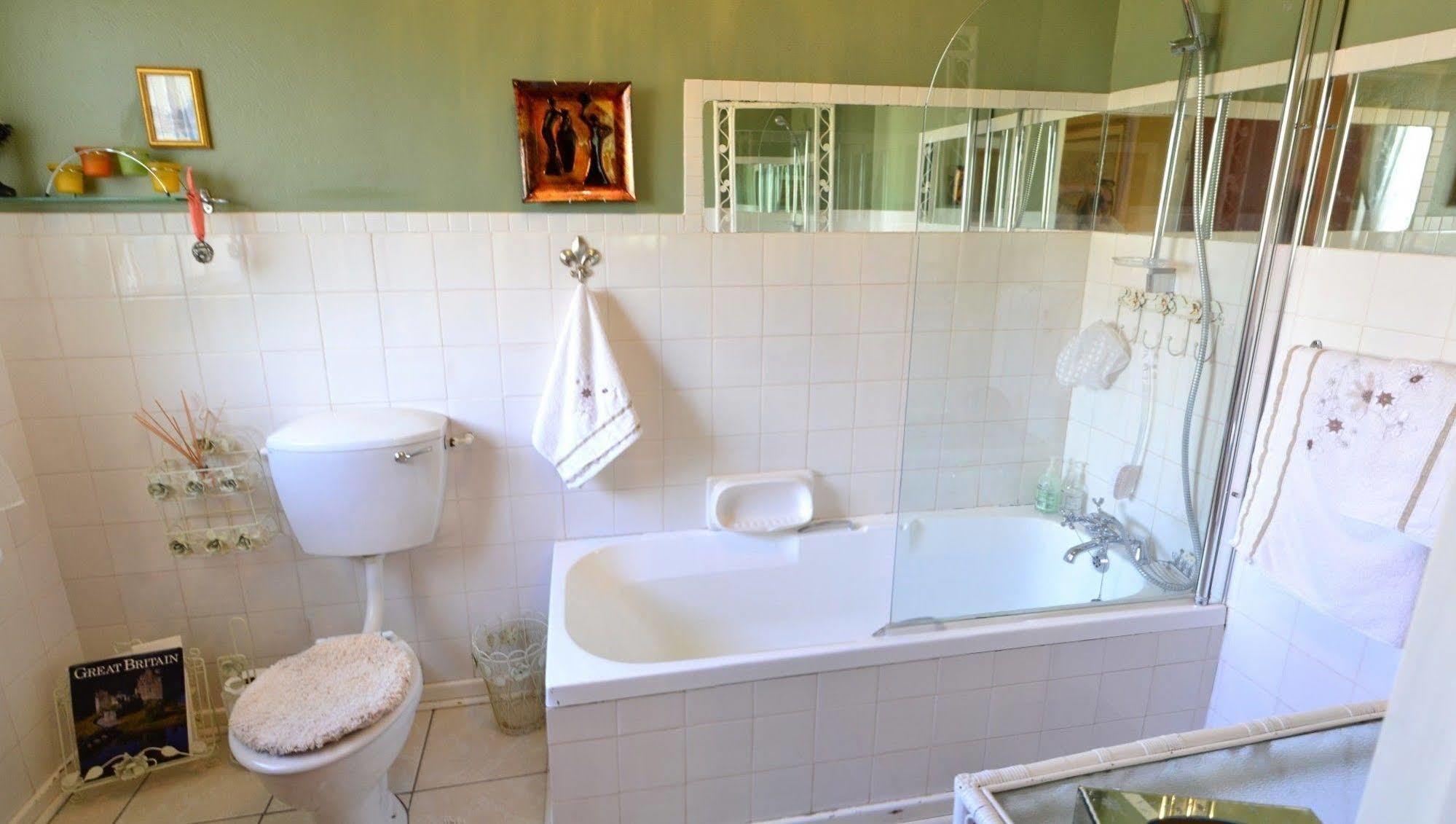 Beau & I Bed & Breakfast กราฟฟ์-เรเน็ต ภายนอก รูปภาพ