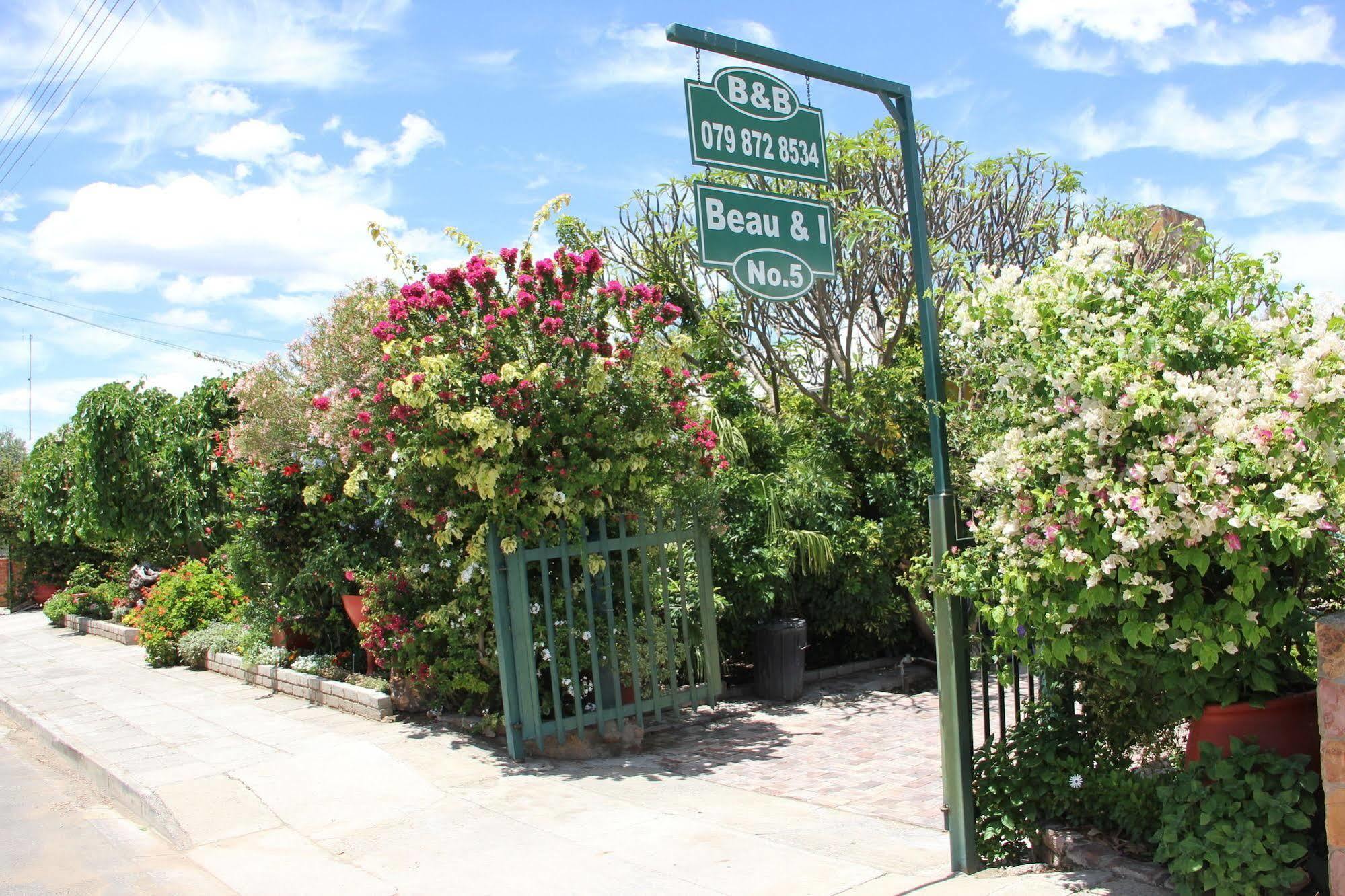 Beau & I Bed & Breakfast กราฟฟ์-เรเน็ต ภายนอก รูปภาพ